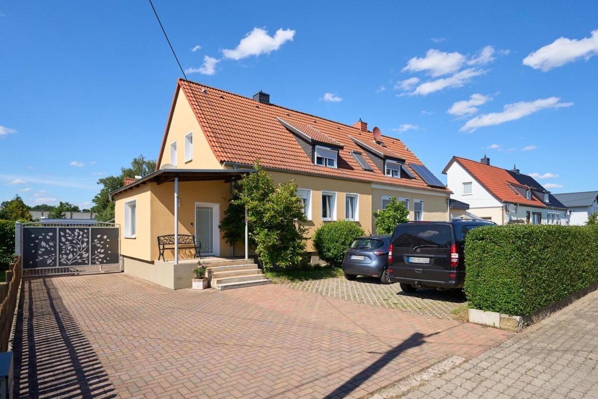 Apartamento Kleines Zuhause Magdeburgo Exterior foto