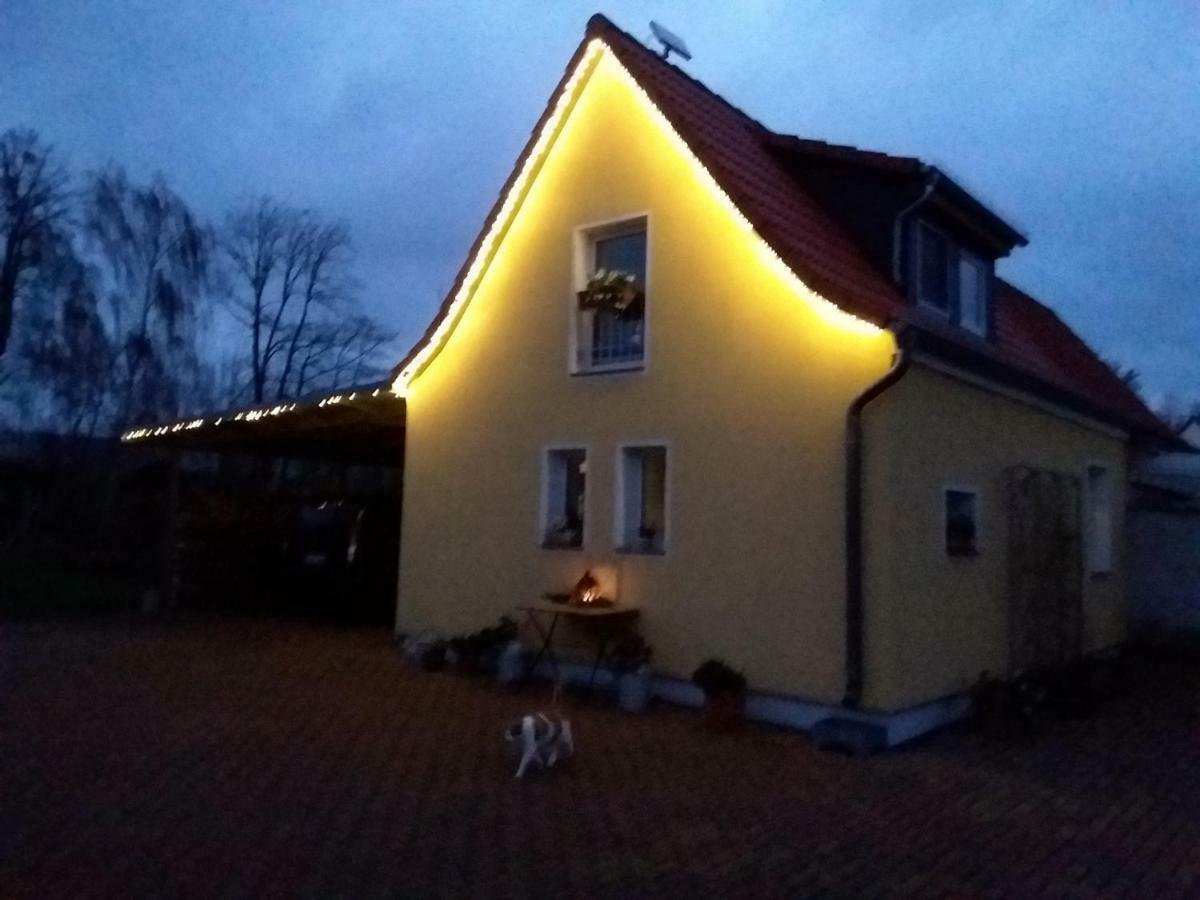 Apartamento Kleines Zuhause Magdeburgo Exterior foto